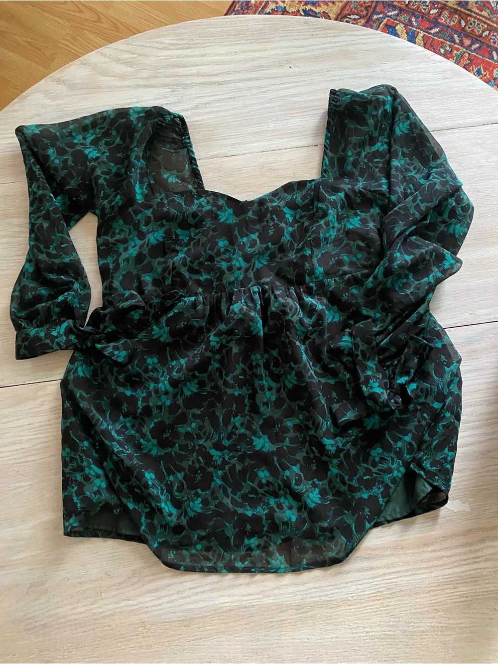 Isabel Maternity by Ingrid & Isabel Black and Emerald Floral Maternity Blouse